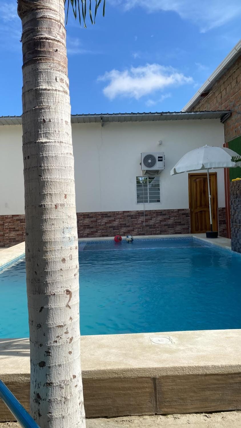 Mary Patsy House Capsule hotel in Puerto Lopez