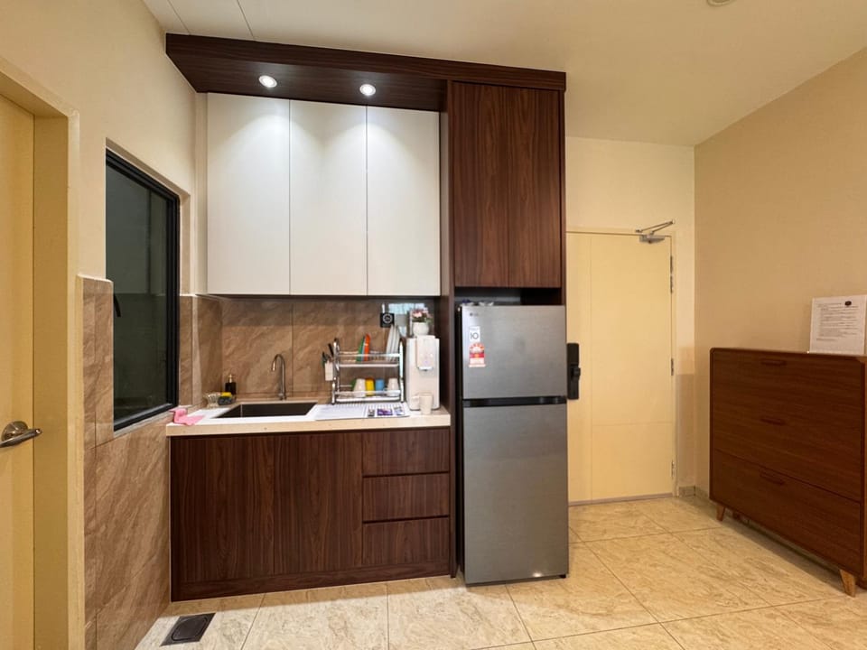 HyRaHouse, Ambience Residence Melaka Apartment in Malacca