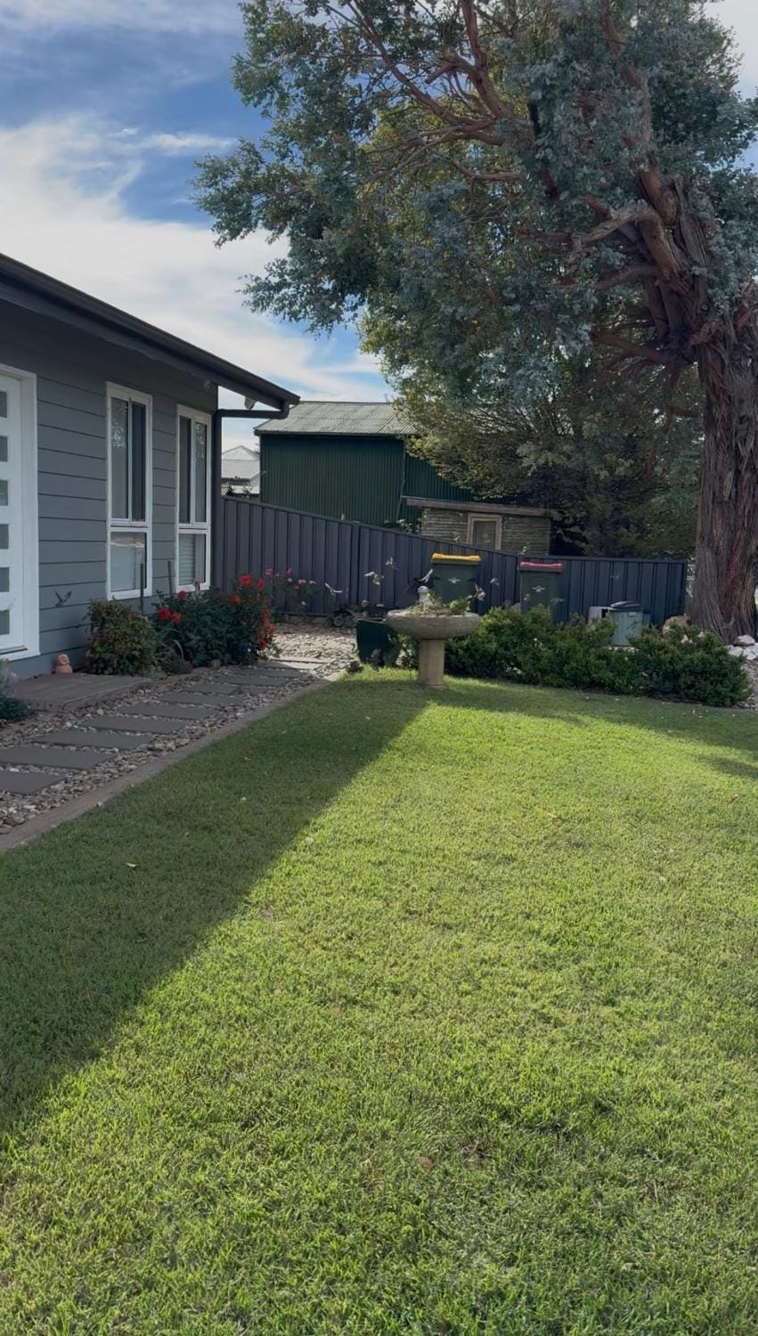 Property building, Spring, Garden, Garden