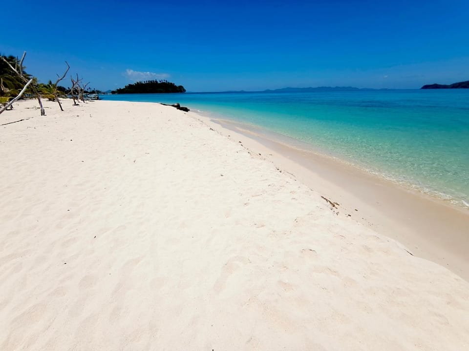 DISCOVER Daracotan Island El Nido at Inday-in Guest House Farm Stay in El Nido