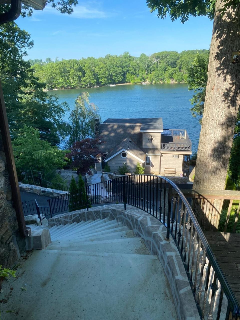 Worth Every Step -A LakeFront Escape - Priv Dock, Kayaks House in New Fairfield