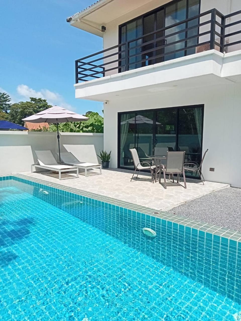 Baan Rom Yen Pool Villa Koh Lanta Villa in Sala Dan