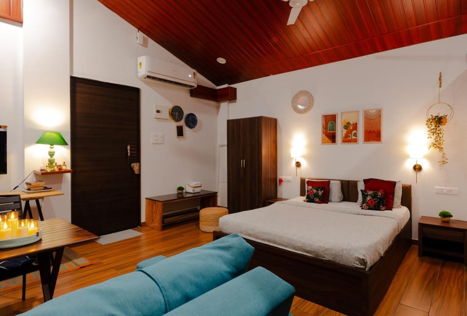 Mirakai R 26 - Private Jacuzzi Romantic Hideout Apartment in Maharashtra