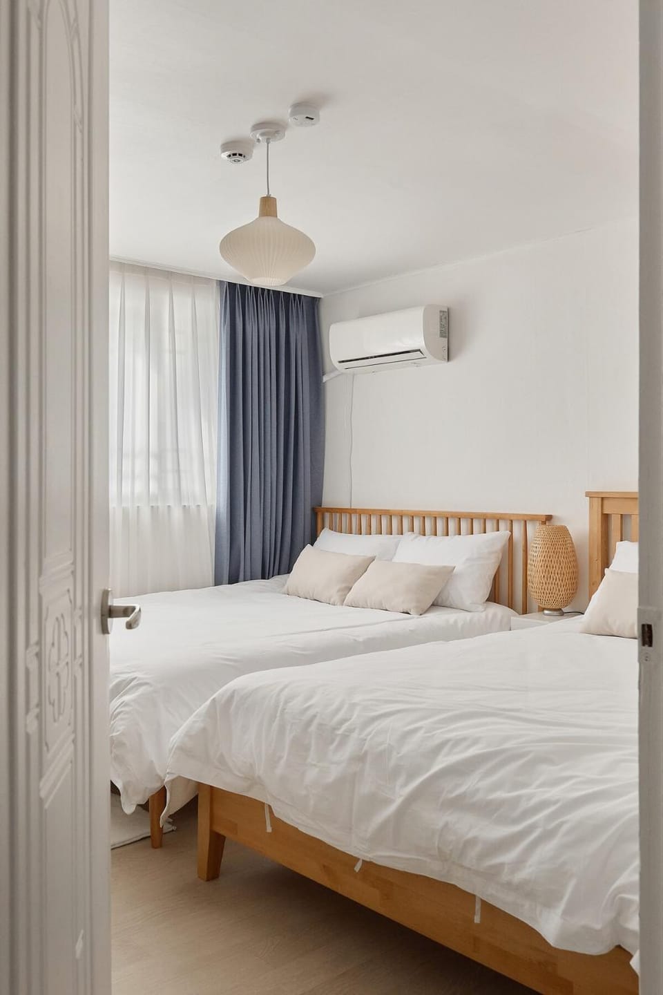 Naksan House Apartment in Seoul