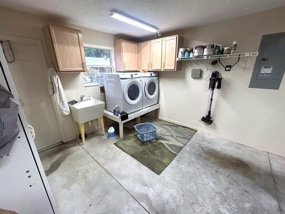 Hot Tub Hideaway - Golf Cart - The Villages House in The Villages