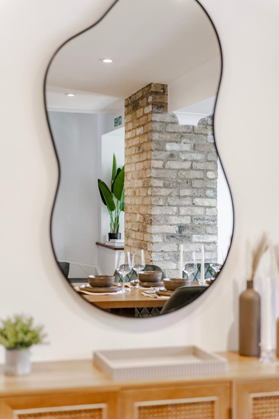 Cambridge Central Escape 4 Bedroom & Garden Home Apartment in Cambridge