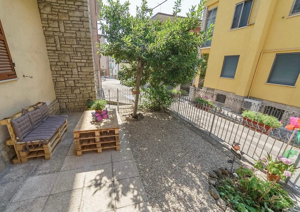 Garden, Garden view