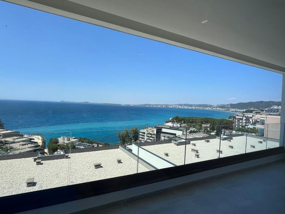 View (from property/room), City view, City view, Sea view, Sea view