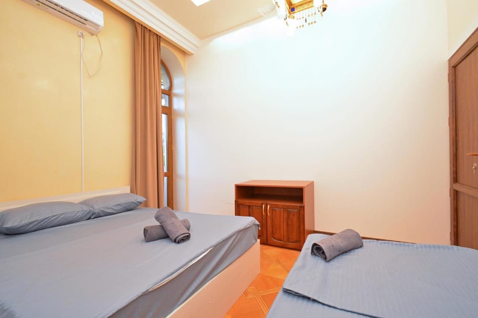Bed, air conditioner