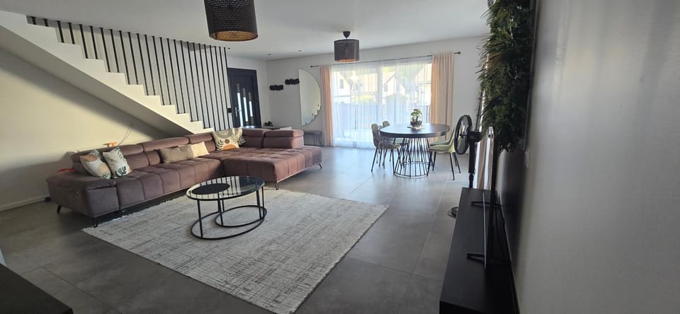 Villa avec piscine privée sans vis-à-vis 5 minutes d'Annecy Villa in Haute-Savoie