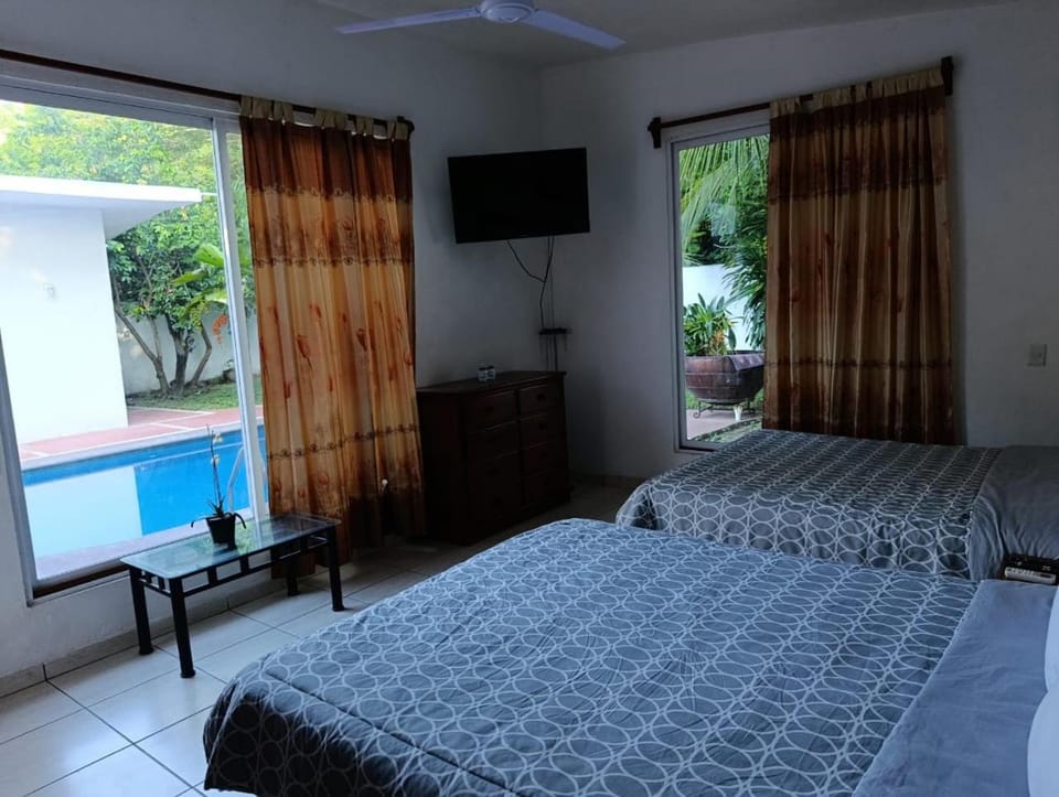 Chinelos Ixtapa Hotel in Ixtapa Zihuatanejo