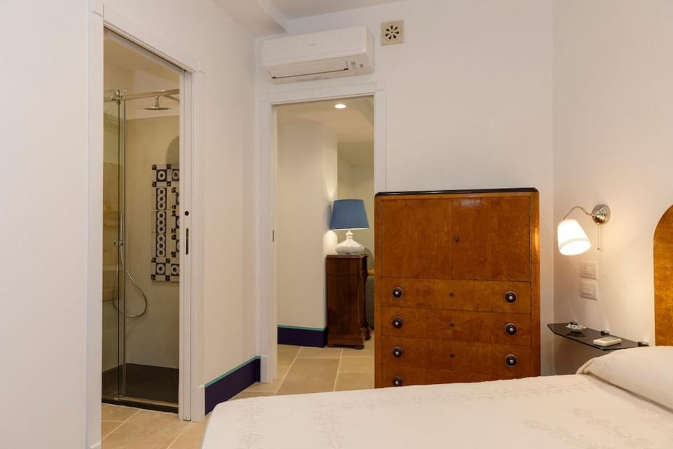 Bathroom, Bedroom, wardrobe, air conditioner