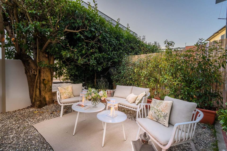 The East Lawn Apartment Apartment in Capannori