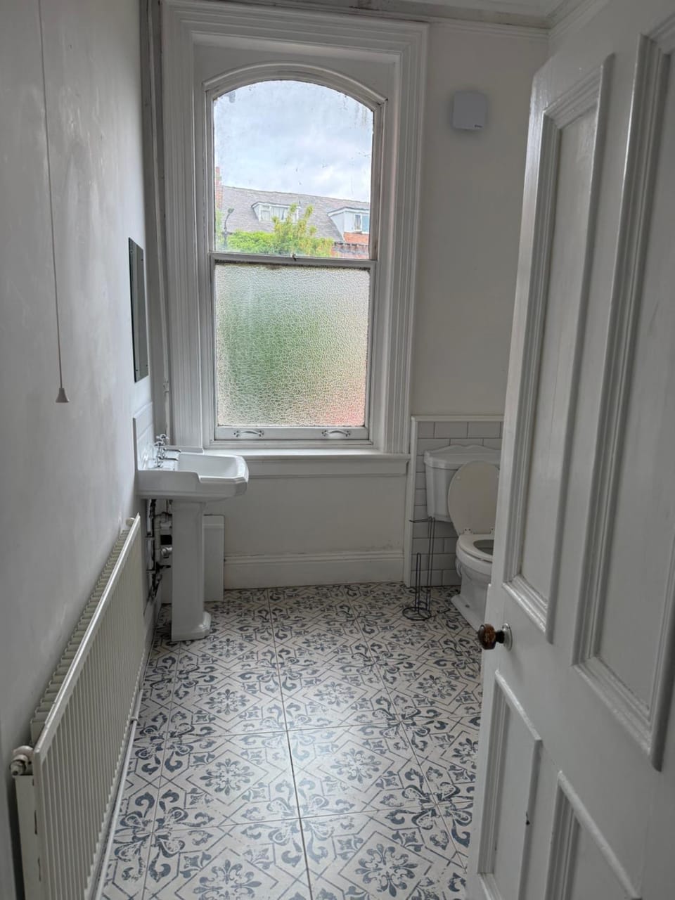 Spacious 1 bedroom flat, fantastic Leeds location Apartment in Leeds