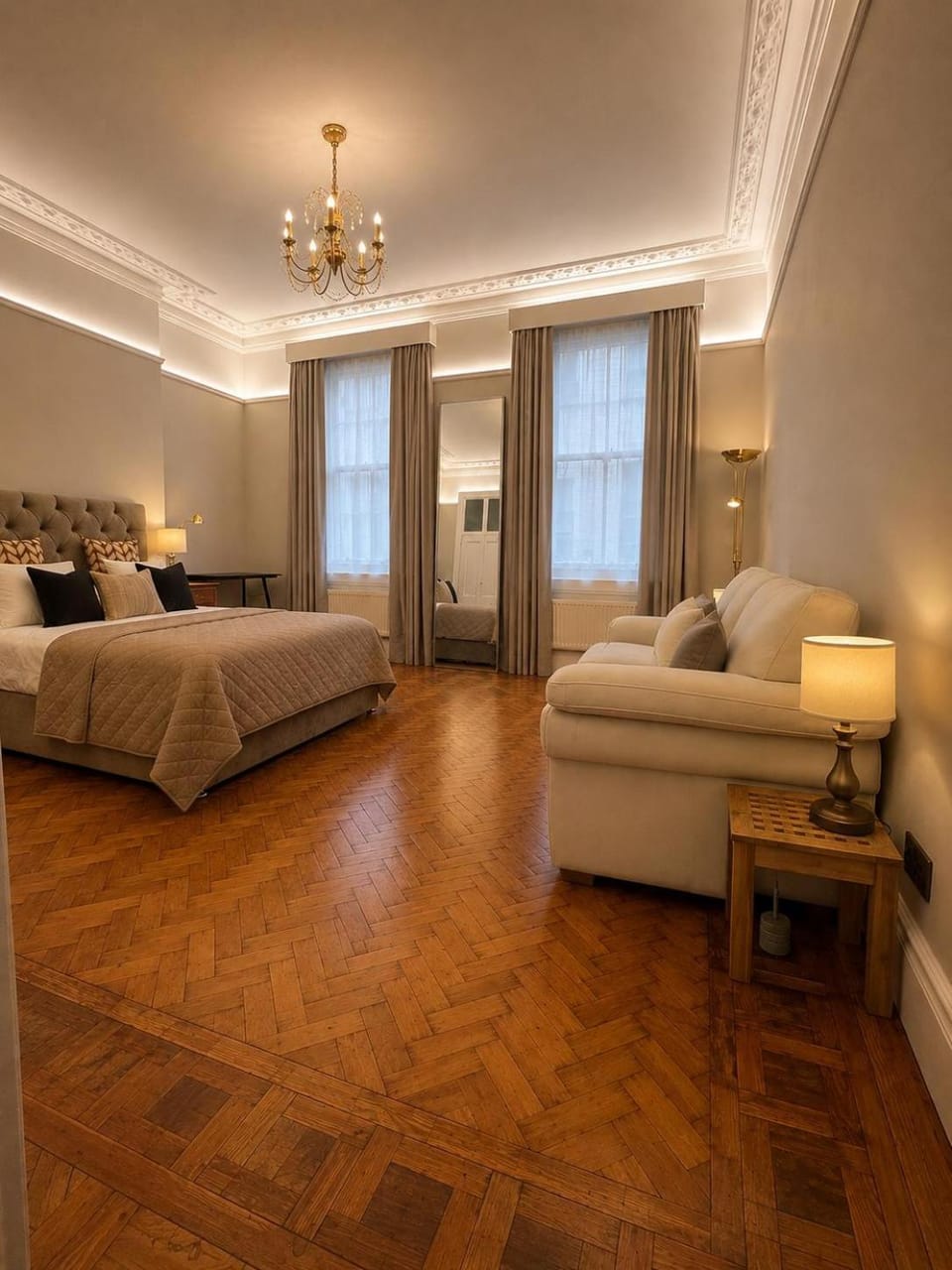 Museum Mansion - Opposite The Britsh Museum, Unique luxury 4-bedroom Apartment in London Borough of Islington