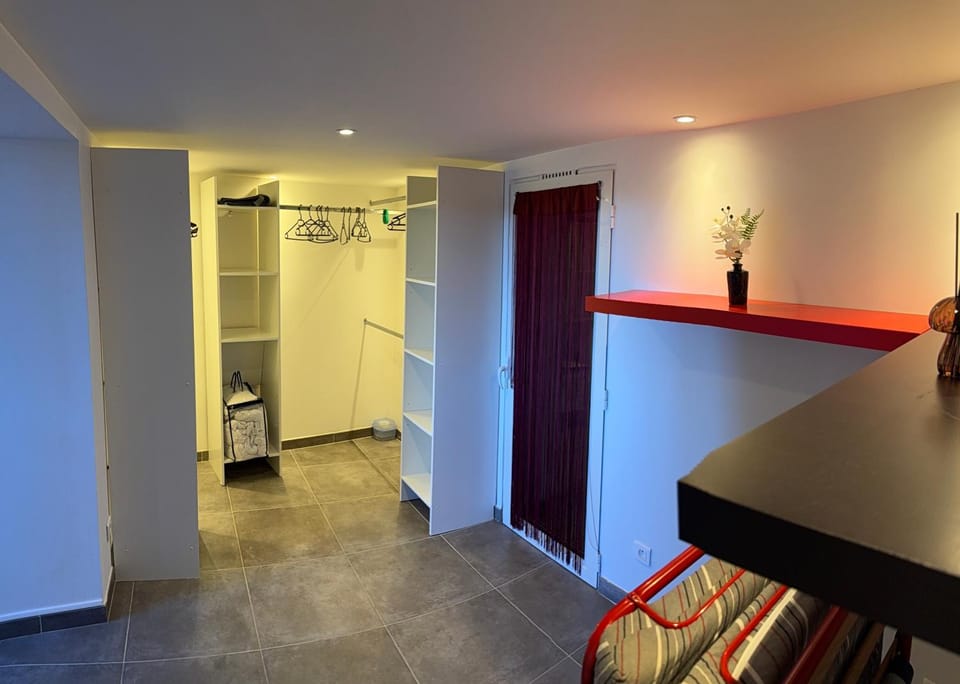 Maisonnette Type T2 bis 4 à 5 personnes Marseille 15th Apartment in Marseille