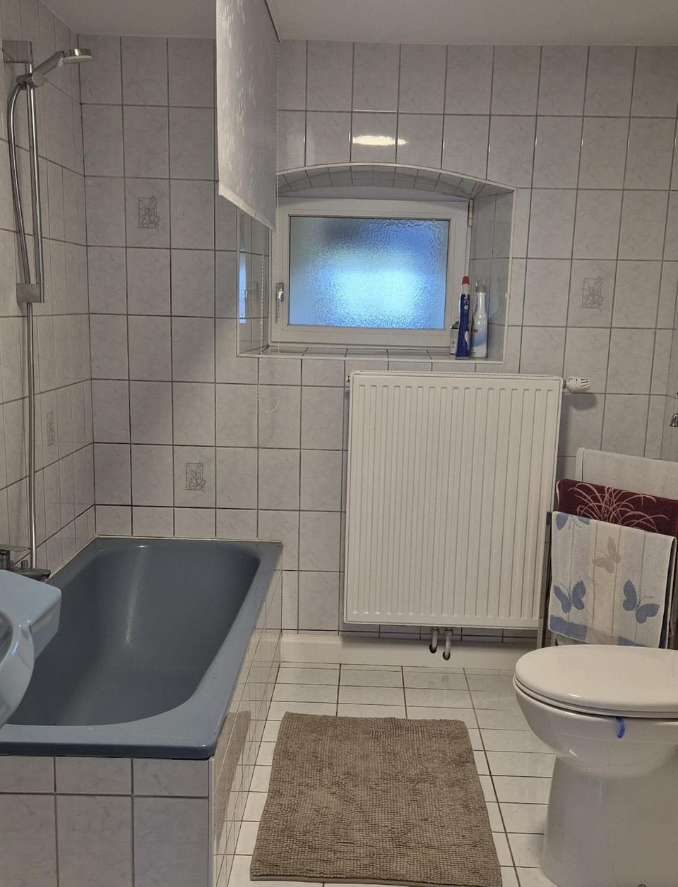 Toilet, Bathroom, Bath, towels