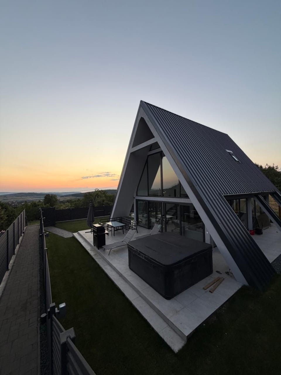 LUMA Lodge Villa in Romania