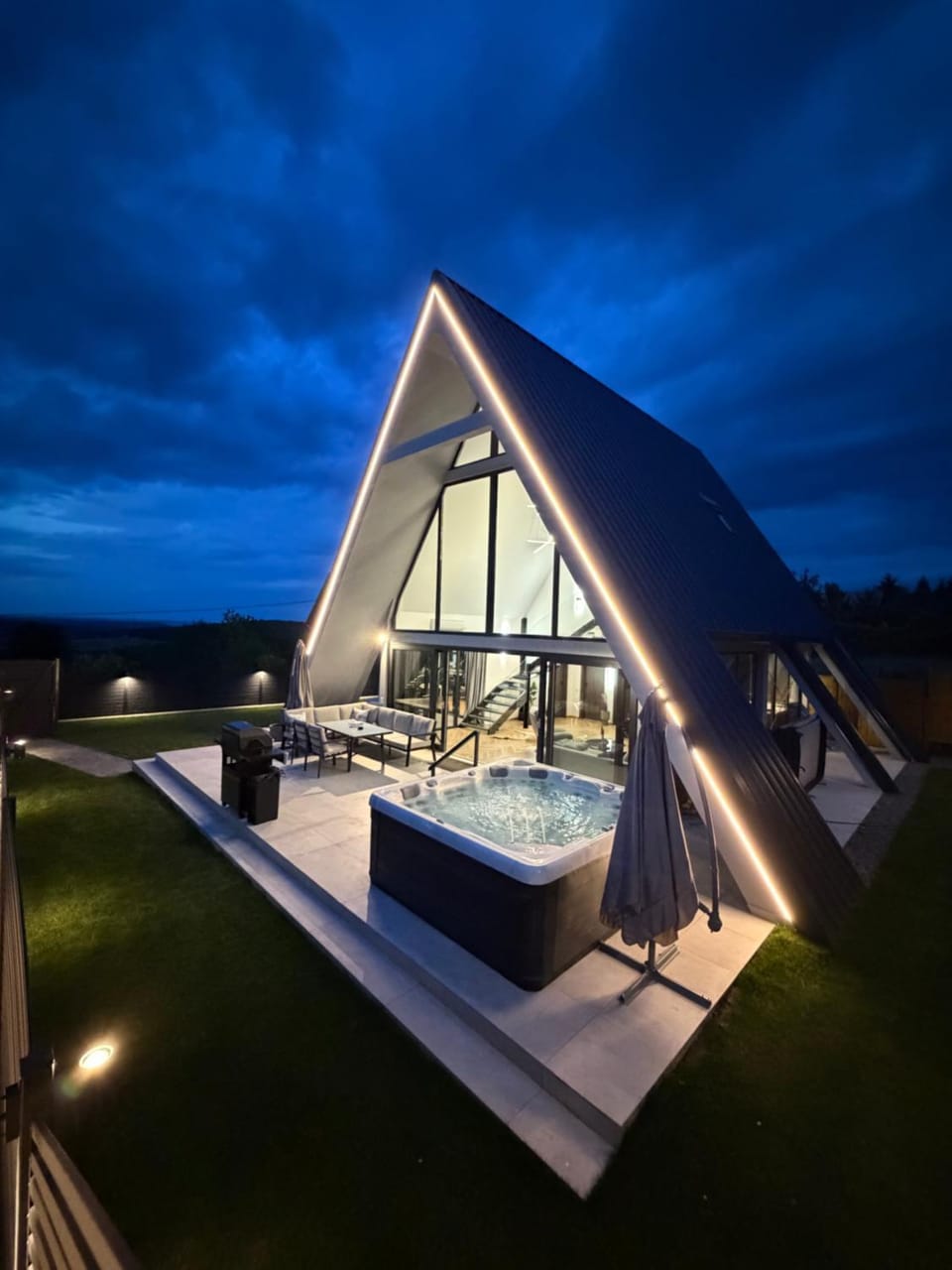 LUMA Lodge Villa in Romania
