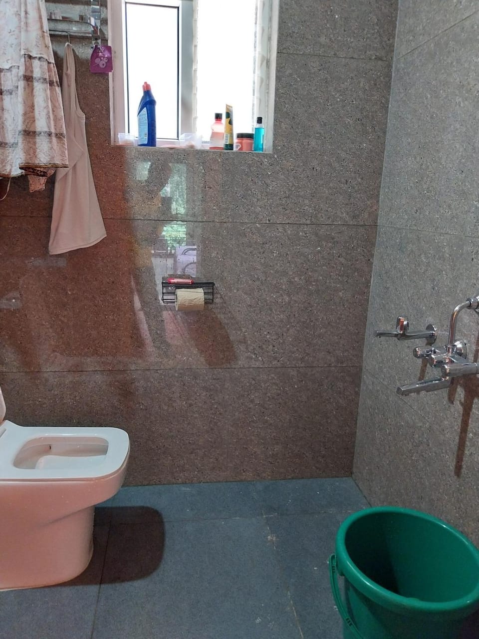 Rain forest estate stay up stairs cofea eastate House in Karnataka