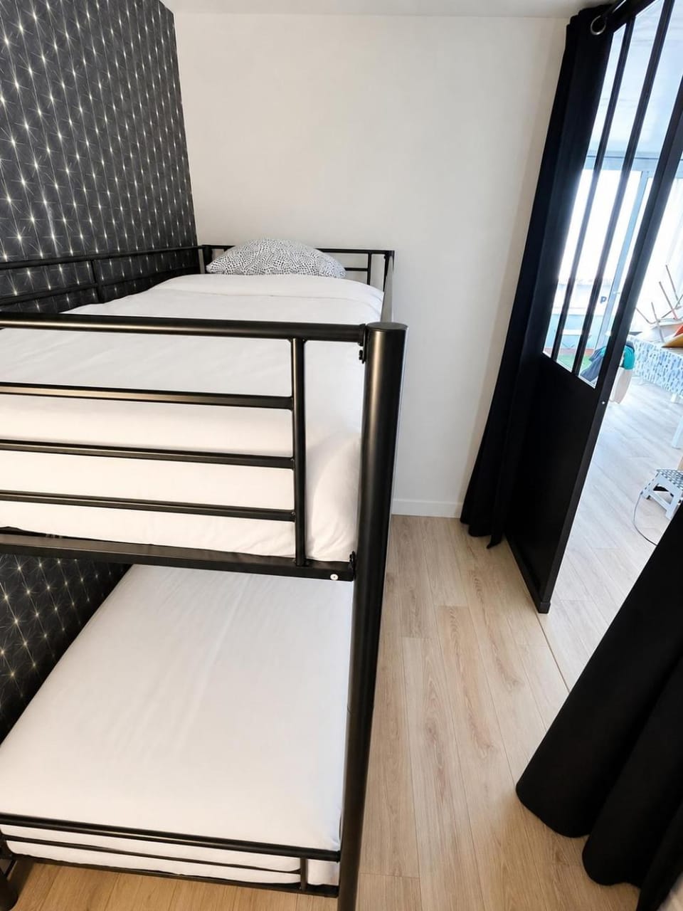 Plage à 100 m, tout à pied, linge et ménage inclus Apartment in Les Sables-d'Olonne