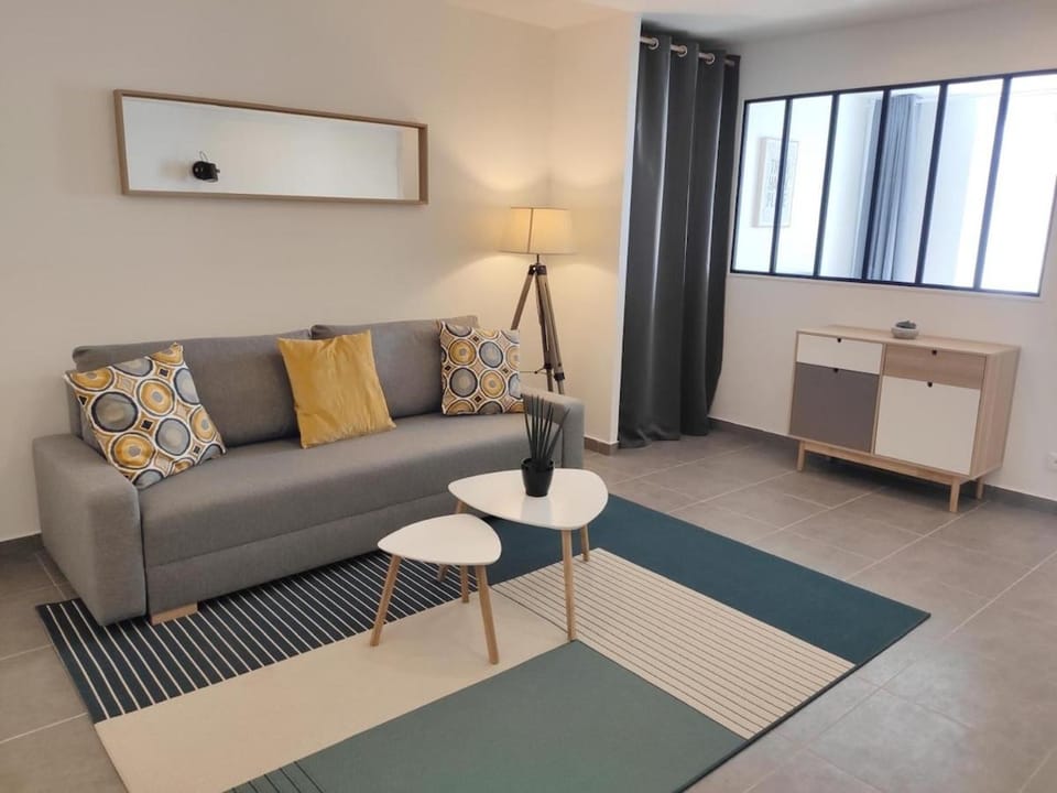 F2 St Antoine Apartment in Bourgogne-Franche-Comté