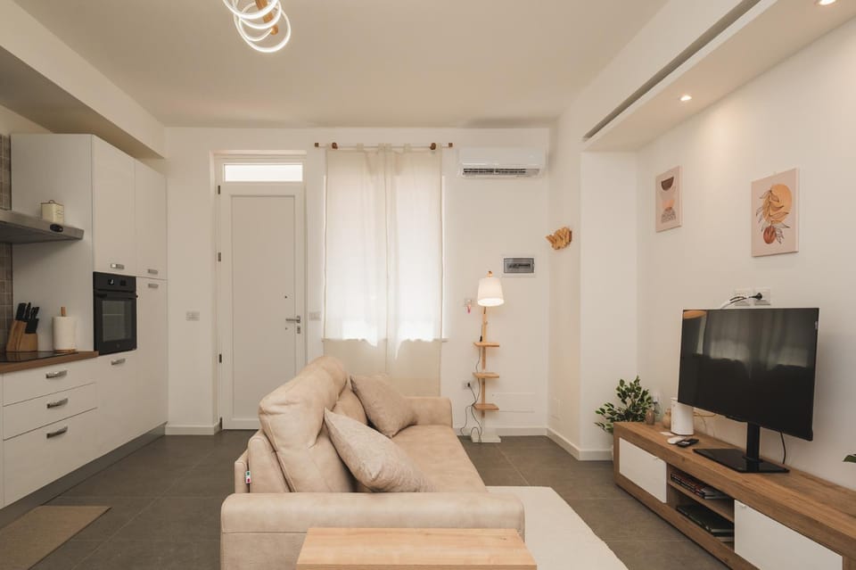 Day, Living room, Seating area, air conditioner