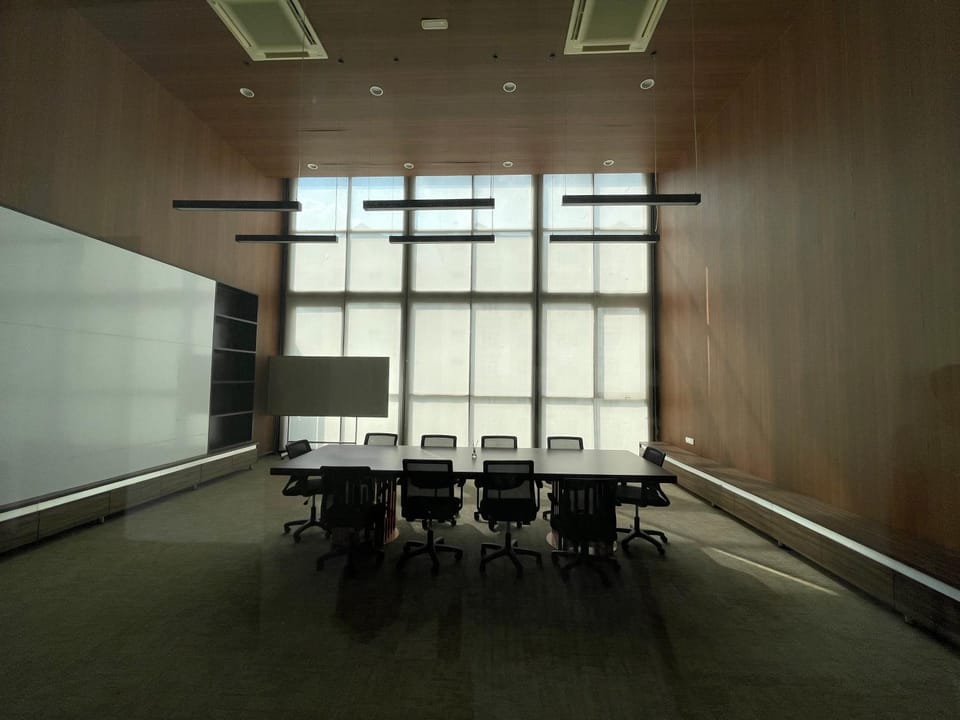 Meeting/conference room