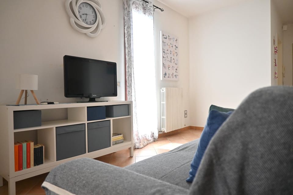S377- Sirolo, ampio bilocale con giardino Apartment in Marche