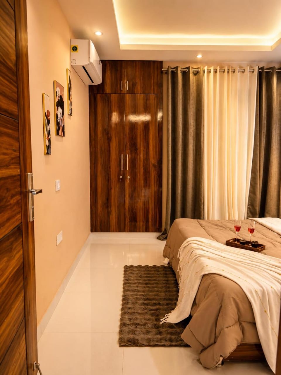 The Crescent Apartment in Gurugram