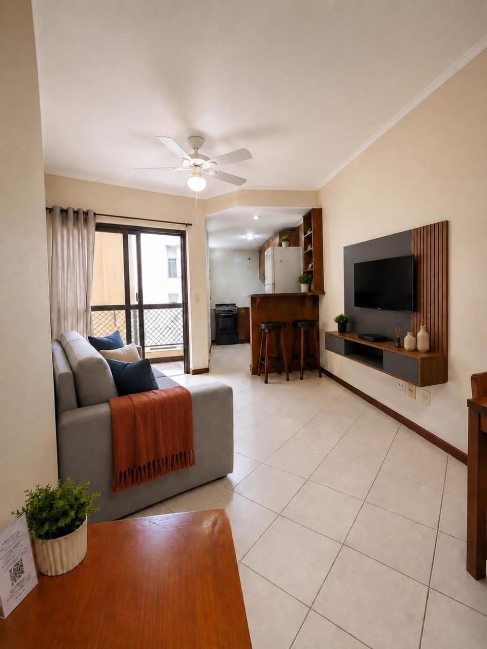 Communal lounge/ TV room, TV and multimedia, Living room, Seating area