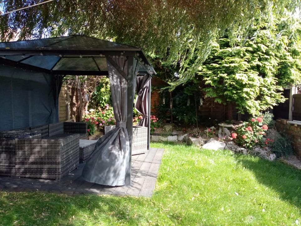 Garden, Garden view