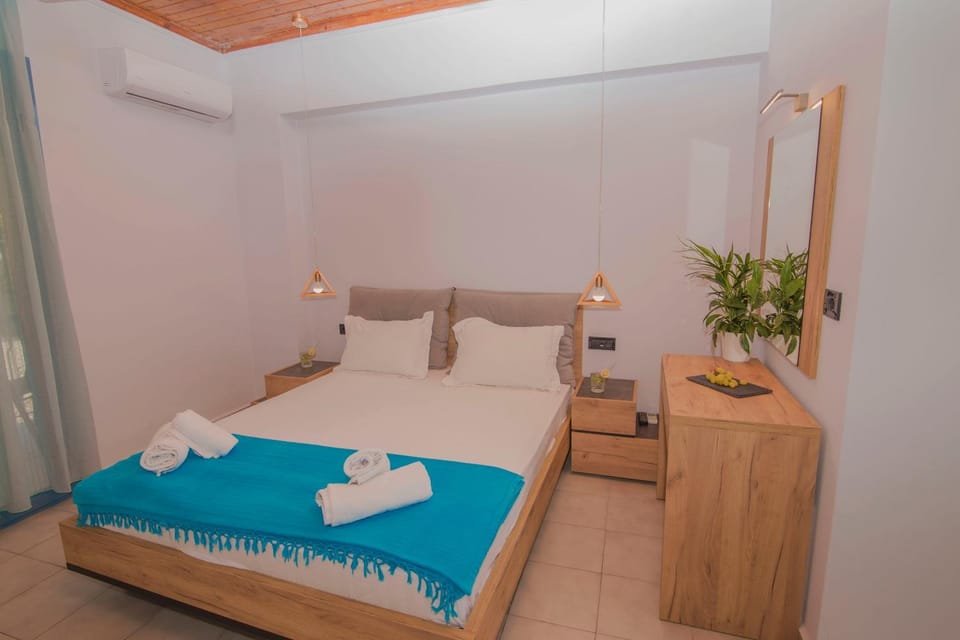 Akrotiri Vasiliki Hotel in Vasiliki