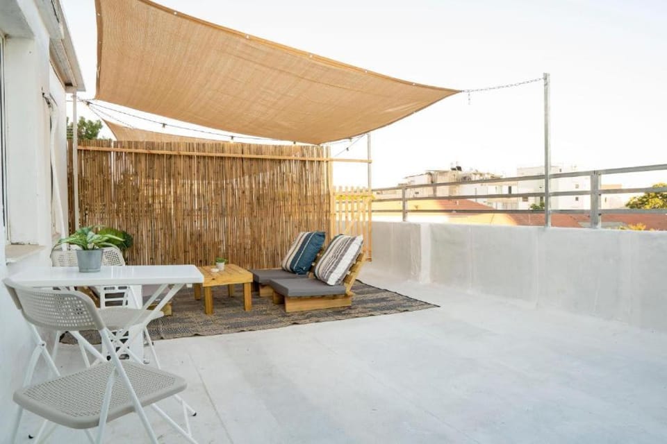 Uri's Boutique Rooftop Apartment in Tel Aviv-Yafo