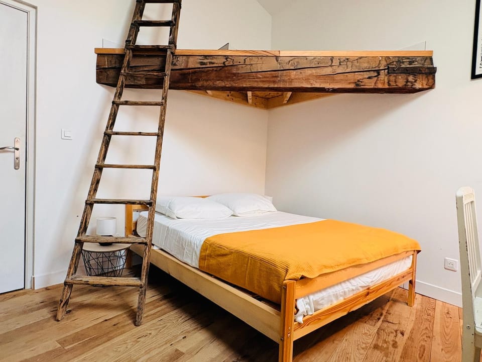 Bed, Bedroom