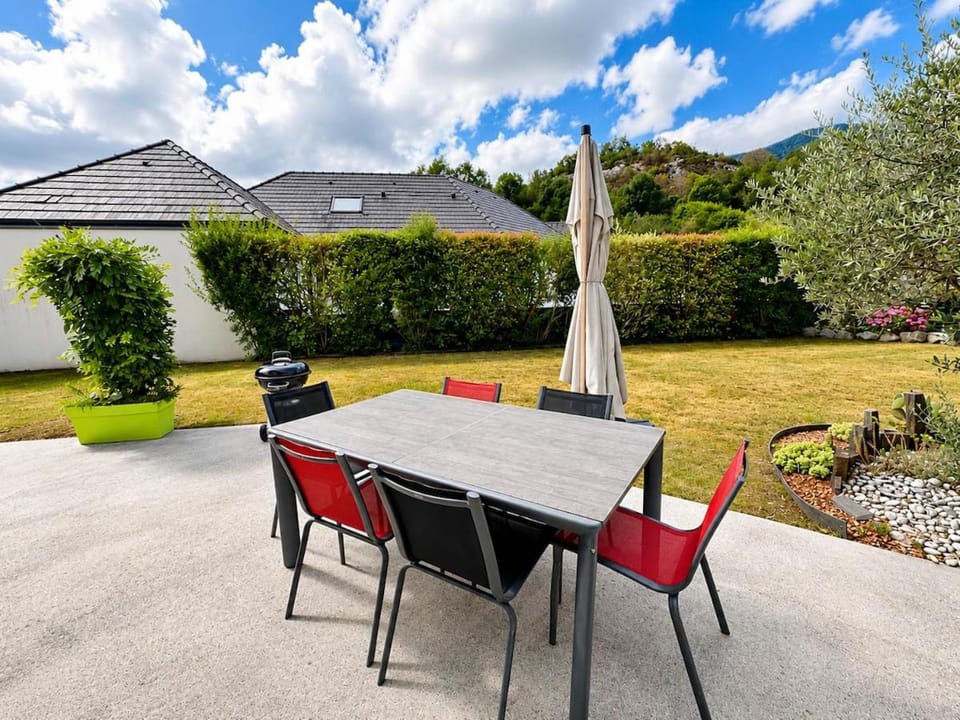 Grande maison, 6 personnes, Terrasse & Parking Apartment in Nouvelle-Aquitaine