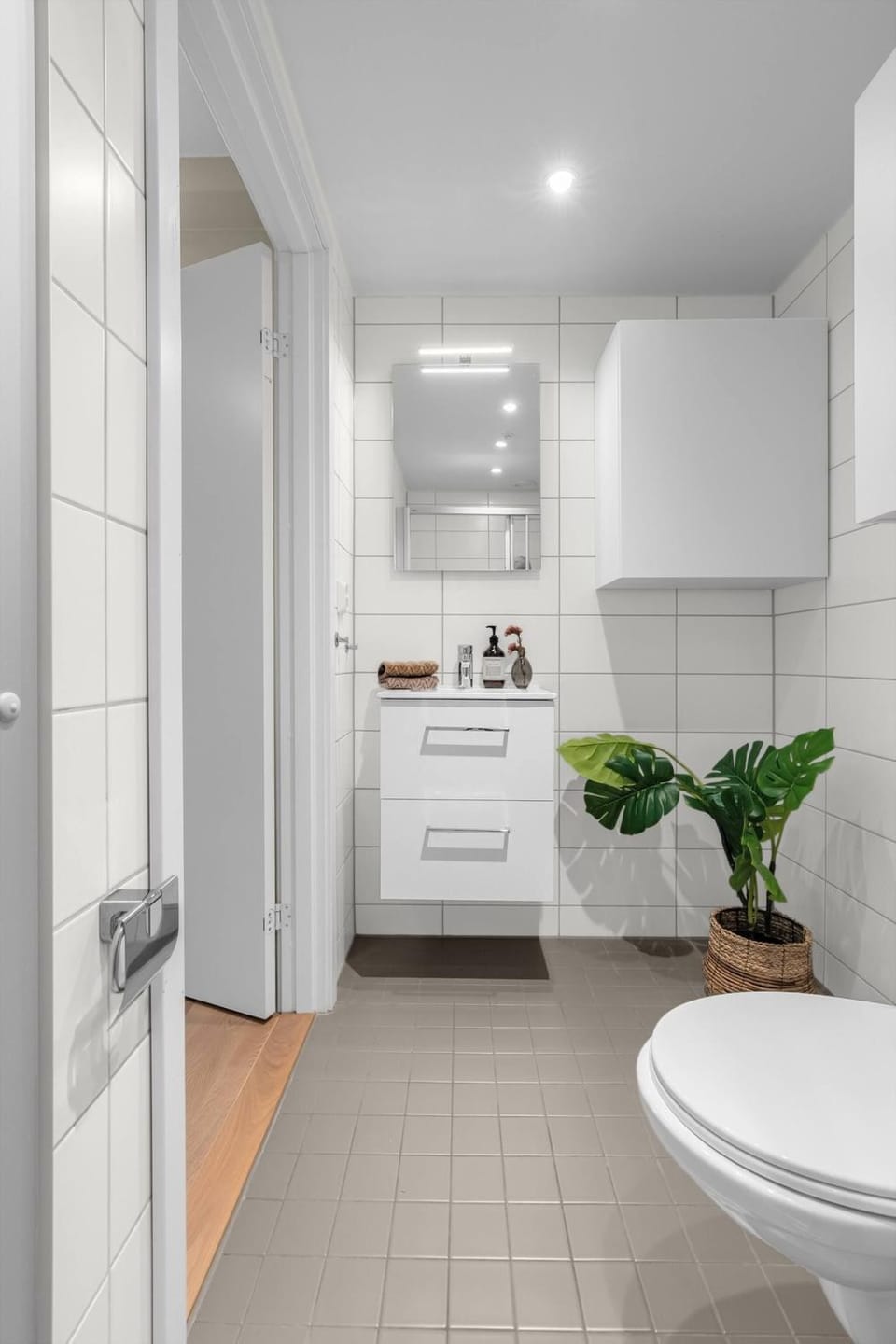 Toilet, Bathroom