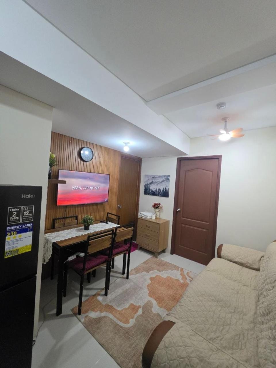 TV and multimedia, Living room, Seating area