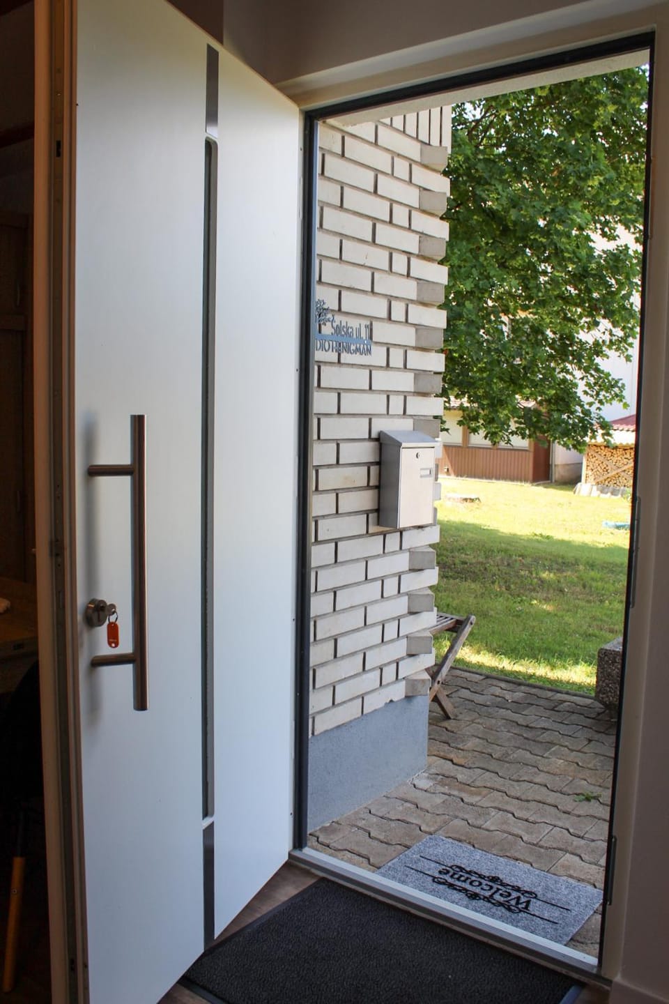 Facade/entrance, Garden