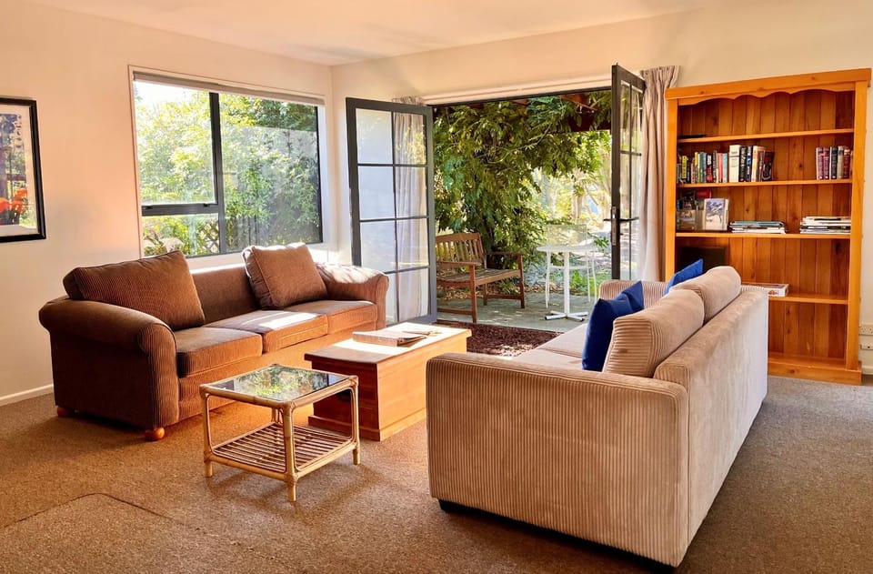 Patio, Living room, Seating area, Garden view