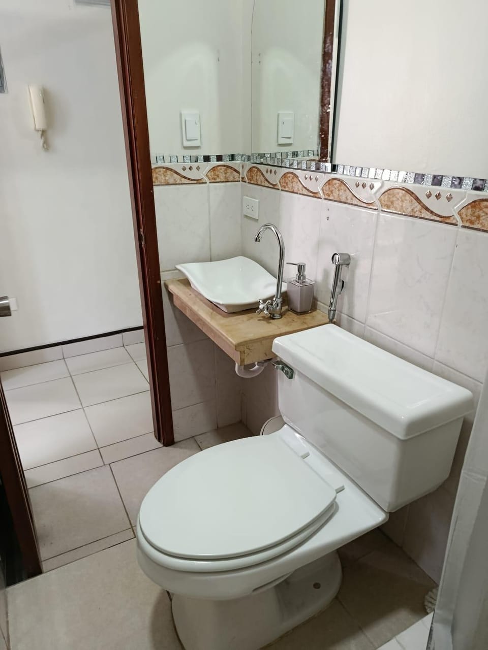 Suite Privada en La Alborada Ideal para parejas Apartment in Guayaquil