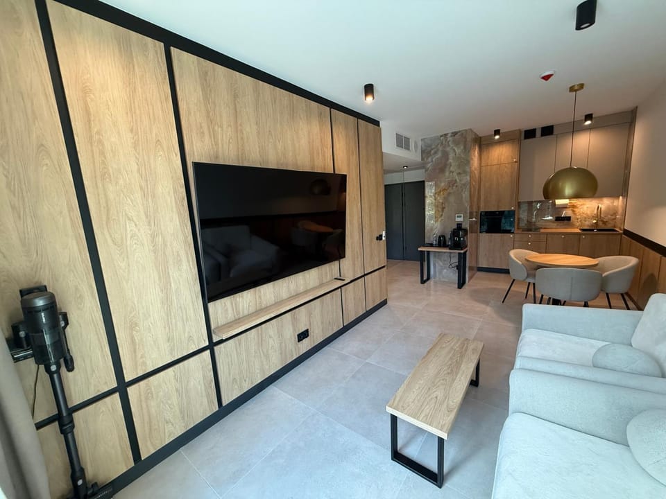 TV and multimedia, Living room