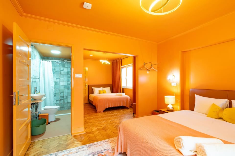 Cascais Cosy Family Suite with Shared Kitchen Bed and Breakfast in Cascais
