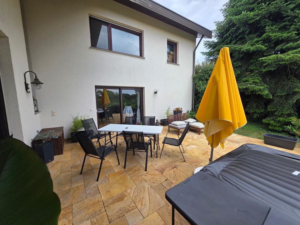 Balcony/Terrace, Garden view