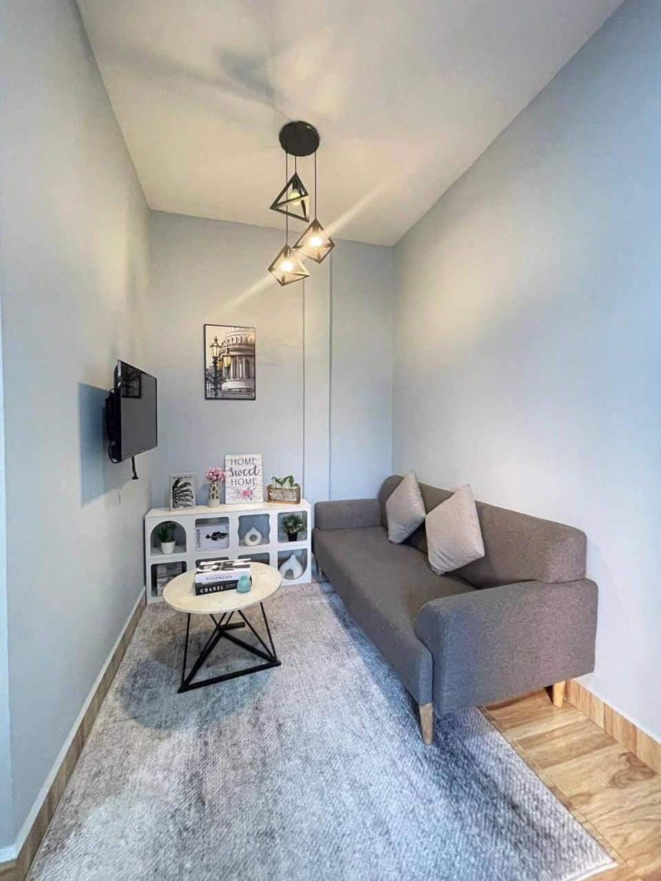 Seating area, Bedroom