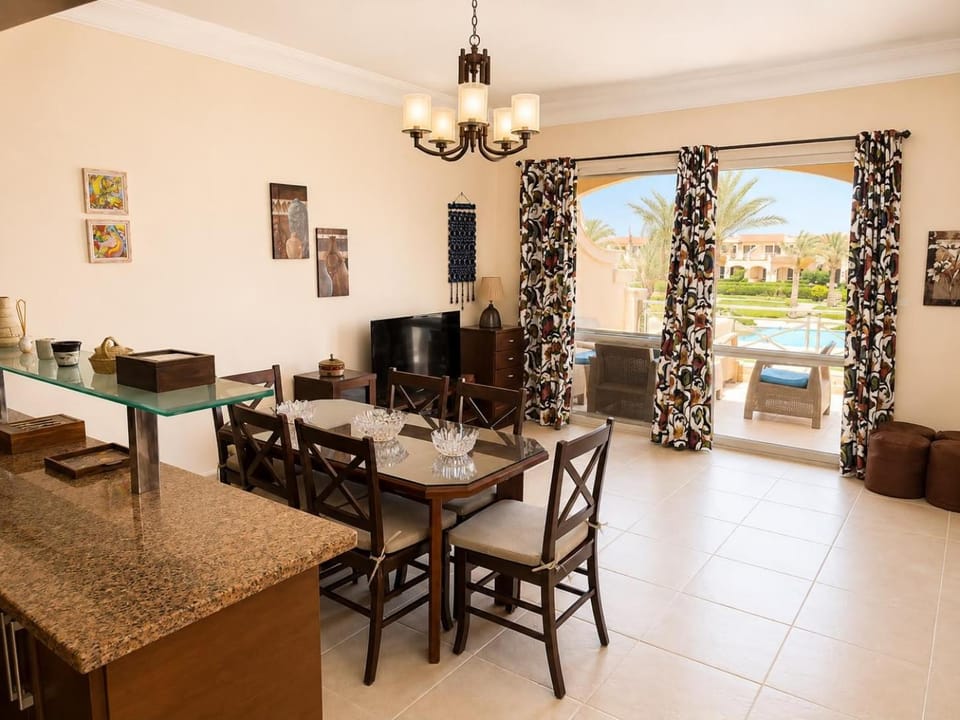 North Coast Beach Front, Luxurious La Vista Bay Apartment in Egypt