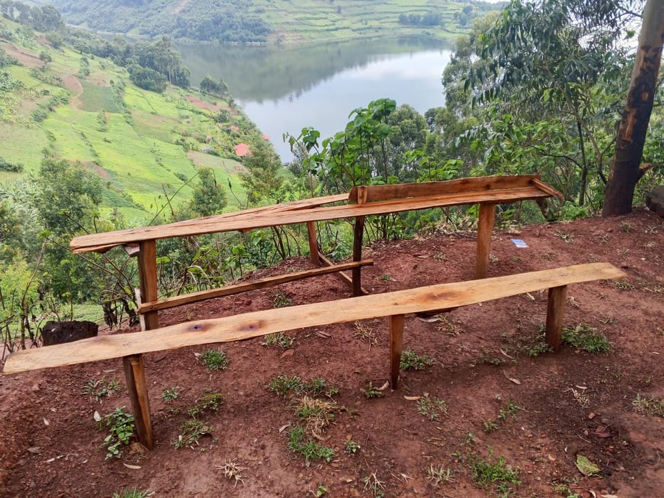 Sunshine Homestay Experience Bunyonyi Apartment in Uganda