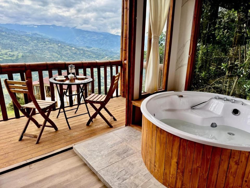 Hot Tub, Hot Tub