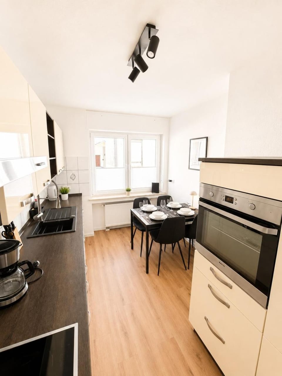 Moderne City-Oase mit Terrasse - bis zu 6 Gäste Apartment in Paderborn