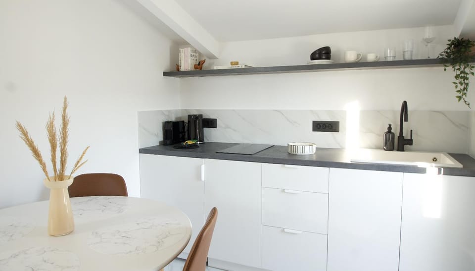 Citrus Loft at Xenios Avlais Apartment in Alikanas